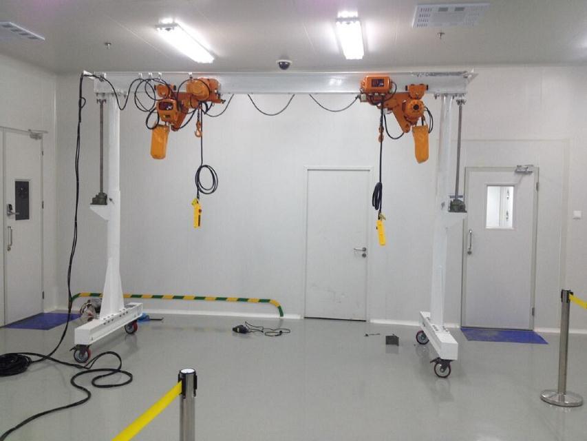 ʮf(wn)܇(ch)gT(mn)ؙC 100,000 level cleaning workshop gantry crane